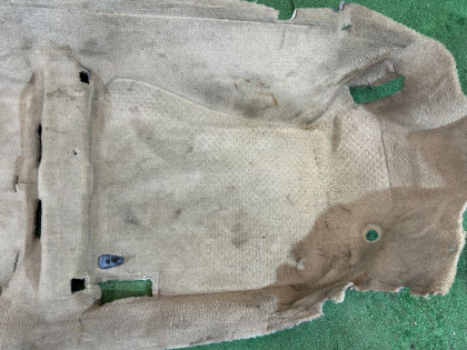 พรมปูพื้นห้องโดยสาร SUBARU LANCASTER OEM 95011AE131GG BHE BH9 BH5 2001 WHITE PEARL 07C / 081