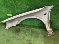 右前翼子板 цвет 07C SUBARU LANCASTER OEM 57120AE021 BHE BH9 2001 WHITE PEARL 07C / 081