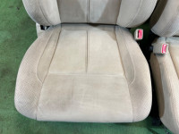 シートセット SUBARU LANCASTER OEM 64010AE700GE, 64010AE710GE, 64221AE130GE, 64231AE360GE BHE BH9 BH5 2001 WHITE PEARL 07C / 081