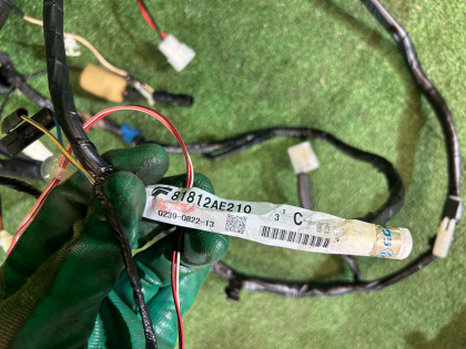 バックドアハーネス SUBARU LANCASTER OEM 81812AE210 BH9 2001 EZ30 AT