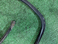 คิ้วกระจกหน้า SUBARU LANCASTER OEM 65058AE000 BHE BH9 BH5 BE BE9 BE5 BEE 2001 WHITE PEARL 07C / 081