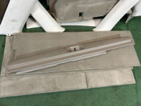 Revestimento da bagageira SUBARU LANCASTER OEM 95066AE020GG, 95066AE030GG, 95073AE000GG, 95067AE050GG BHE BH9 2001 WHITE PEARL 07C / 081