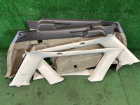 Revestimento da bagageira SUBARU LANCASTER OEM 95066AE020GG, 95066AE030GG, 95073AE000GG, 95067AE050GG BHE BH9 2001 WHITE PEARL 07C / 081