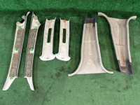 แผงบุเสา SUBARU LANCASTER OEM 94010AE020GF, 94010AE030GF, 94022AE020AD, 94022AE030AD BHE BH9 BH5 2001 WHITE PEARL 07C / 081