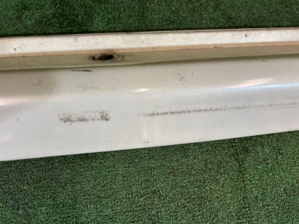 Порог правый цвет 07C SUBARU LANCASTER OEM 91111AE080MQ BHE BH9 2001 WHITE PEARL 07C / 081