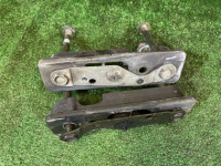 สเปเซอร์หน้า SUBARU LANCASTER OEM 20511AE000, 20510AE030 BHE BH9 2001 EZ30 AT