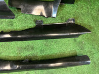 地毯固定件 SUBARU LANCASTER OEM 94060AE040 94060AE050 94061AE020 94061AE030 BHE 2001 WHITE PEARL 07C / 081