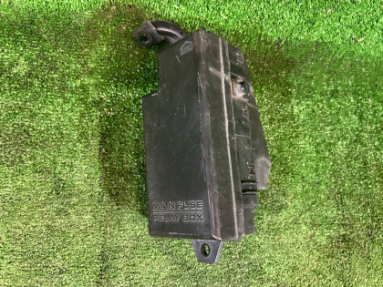 ヒューズボックス SUBARU LEGACY OEM 82231AE050 BH5 2002 EJ206 AT