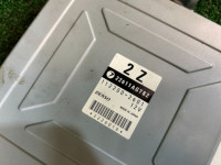 Блок управления двигателя SUBARU LANCASTER OEM 22611AG782 BHE 2001 EZ30 AT