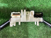 สวิตช์ก้านคอพวงมาลัย оптитрон SUBARU LANCASTER OEM 83111AE050 BHE BH9 BH5 BE5 BE9 BEE 2001 EZ30 AT