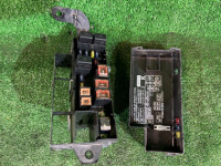 ヒューズボックス SUBARU LANCASTER OEM 82231AE060 BHE 2001 EZ30 AT