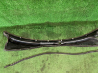 แผงคาวล์ใต้กระจกหน้า SUBARU LANCASTER OEM 91411AE000 BH9 2001