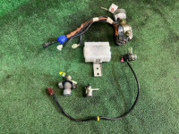 สวิตช์กุญแจสตาร์ท Комплект замков SUBARU LANCASTER OEM 57491AE740 BHE BH9 BH5 2001 BLUE / GREY 1U3