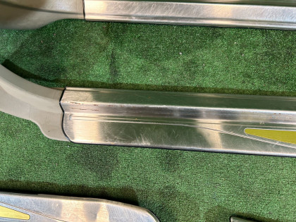 Sill trims тюнинг SUBARU LANCASTER OEM 94060AE000GE, 94060AE010GE, 94061AE000GE, 94061AE010GE BHE BH9 BH5 2001 BLUE / GREY 1U3