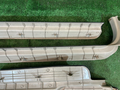 Sill trims тюнинг SUBARU LANCASTER OEM 94060AE000GE, 94060AE010GE, 94061AE000GE, 94061AE010GE BHE BH9 BH5 2001 BLUE / GREY 1U3
