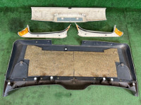 Tapizado del portón SUBARU LANCASTER OEM 94320AE011AD BHE BH9 BH5 2001 BLUE / GREY 1U3