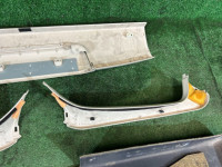 Tapizado del portón SUBARU LANCASTER OEM 94320AE011AD BHE BH9 BH5 2001 BLUE / GREY 1U3