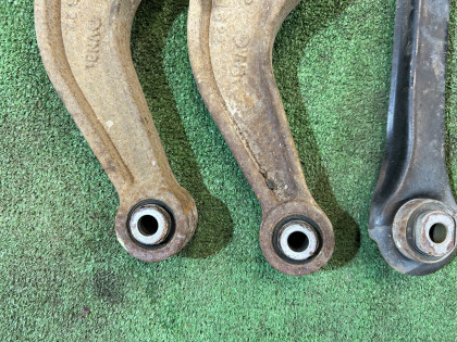 后摆臂 SUBARU LANCASTER OEM 20250AE030, 20250AE050, 20250AE010, 20250AE000 BHE BH9 2001 EZ30 AT