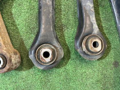 后摆臂 SUBARU LANCASTER OEM 20250AE030, 20250AE050, 20250AE010, 20250AE000 BHE BH9 2001 EZ30 AT