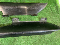 Fijaciones de la moqueta SUBARU LANCASTER OEM 94060AE040 94060AE050 94061AE020 94061AE030 BHE 2001 BLUE / GREY 1U3