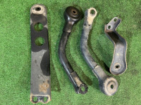 ค้ำโช้คอัพ Задней балки 20157AE060 20157AE050 20157AE020 20157AE030 SUBARU LANCASTER
