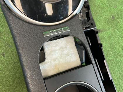 Glovebox and armrest свап SUBARU LEGACY OEM 92114AG120JC 66120AG101JC 35170AG000 BP5 2007 SILVER C6Z
