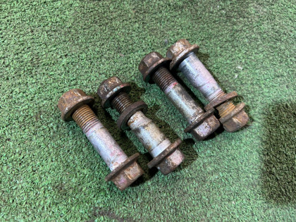 Tornillos de caída delanteros SUBARU LEGACY OEM 20540AA090 20540AA100 BP5 2007 EJ20X AT