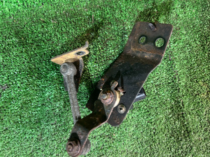 リアヘッドライトレベリングセンサー SUBARU LEGACY OEM 84031AG000 BP5 2007