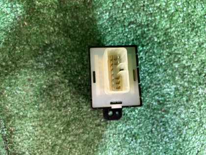 Seat heater switches SUBARU LEGACY OEM 83245AG080 BP5 2007 EJ20X AT
