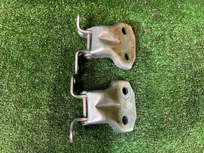 右フロントドアヒンジ Левые SUBARU LEGACY OEM 60070AG0009P 60070AG0109P BP5 2008 SILVER C6Z