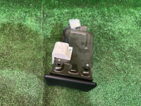 ที่เขี่ยบุหรี่ SUBARU LEGACY OEM 66160AE000 BH5 2002 SILVER 01G