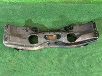 Travesaño delantero SUBARU LEGACY OEM 20101AE023 BE9 BH9 BH5 BE5 2001 EJ254