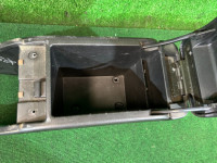 Glovebox and armrest кожа SUBARU LEGACY OEM 92111AE010ML BHE BH9 BH5 BE5 BE9 BEE 2001 SILVER 01G