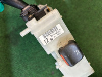 สวิตช์ก้านคอพวงมาลัย оптитрон SUBARU LEGACY OEM 83111AE010 BHE BH9 BH5 BE5 BE9 BEE 2001 EJ254