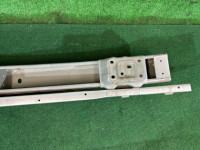 Refuerzo del parachoques delantero SUBARU LEGACY OEM 57711AE320 BE9 2001