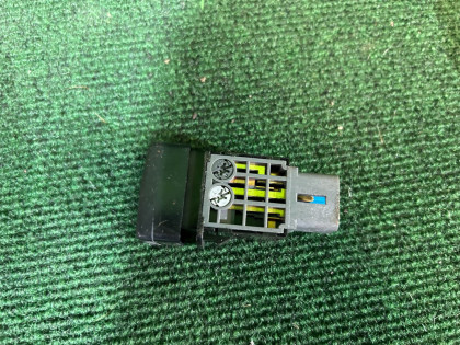 雾灯开关 SUBARU LEGACY OEM 83001AE000 BE9 BH9 BH5 BE5 BHE BEE 2001 EJ254