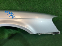 Крыло переднее правое SUBARU LEGACY OEM 57120AE001 BHE BH9 BH5 BE5 BE9 BEE 2001 SILVER 01G