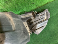 Right front wheel arch liner SUBARU LEGACY OEM 59110AE000 BE9 BH9 BH5 BE5 BHE BEE 2001 SILVER 01G