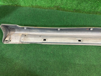 ชายบันไดขวา SUBARU LEGACY OEM 96051AE000TG BE9 BE5 BEE 2001 SILVER 01G