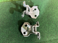 บานพับประตูหน้าขวา SUBARU LEGACY OEM 61220AC000 61220AC010 BE9 2001 SILVER 01G