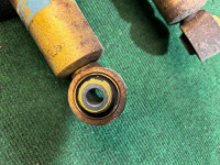 โช้คอัพ SUBARU LEGACY OEM 20310AE160, 20310AE170, 20330AE430, 20365AE031, 20380AE470 BE9 BH9 BH5 BE5 BHE BEE 2001 EJ254