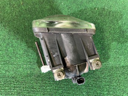 Right fog light SUBARU LEGACY OEM 84501AE180 BE9 2001