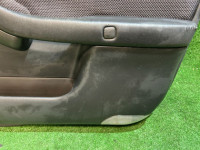 Обшивка двери передняя правая SUBARU LEGACY B4 OEM 94210AE661ML BE5 1999 black 88H