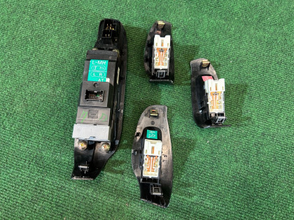 Módulo dos vidros elétricos SUBARU LEGACY OEM 83071AE080 83071AE040 BE9 2001 EJ254