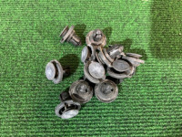 คลิปยึดชายบันได SUBARU LEGACY OEM 909140002 BE9 2001 SILVER 01G