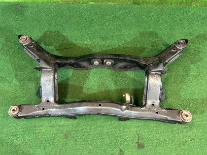 リアメンバー SUBARU LEGACY OEM 20152AE001 BEE BHE BE5 BE9 BH5 BH9 2002 EZ30 AT