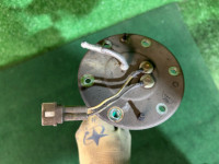 Aforador de combustible SUBARU LEGACY OEM 42081AE010 BEE 2002 EZ30 AT