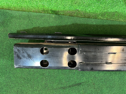 Refuerzo del parachoques delantero SUBARU LEGACY OEM 57711AE320 BEE BE9 BE5 2002