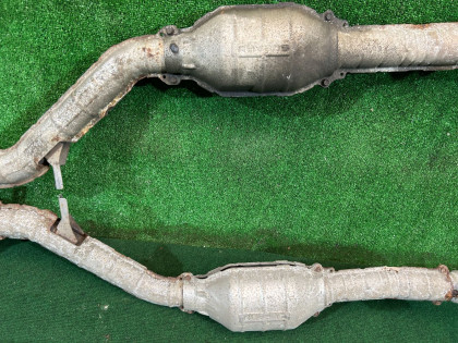 排气歧管 SUBARU LEGACY OEM 44101AE040, 44101AE050 BEE BHE 2002 EZ30 AT