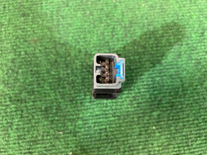 Interruptor de antiniebla SUBARU LEGACY OEM 83001AE000 BEE BHE BE5 BE9 BH5 BH9 2002 EZ30 AT